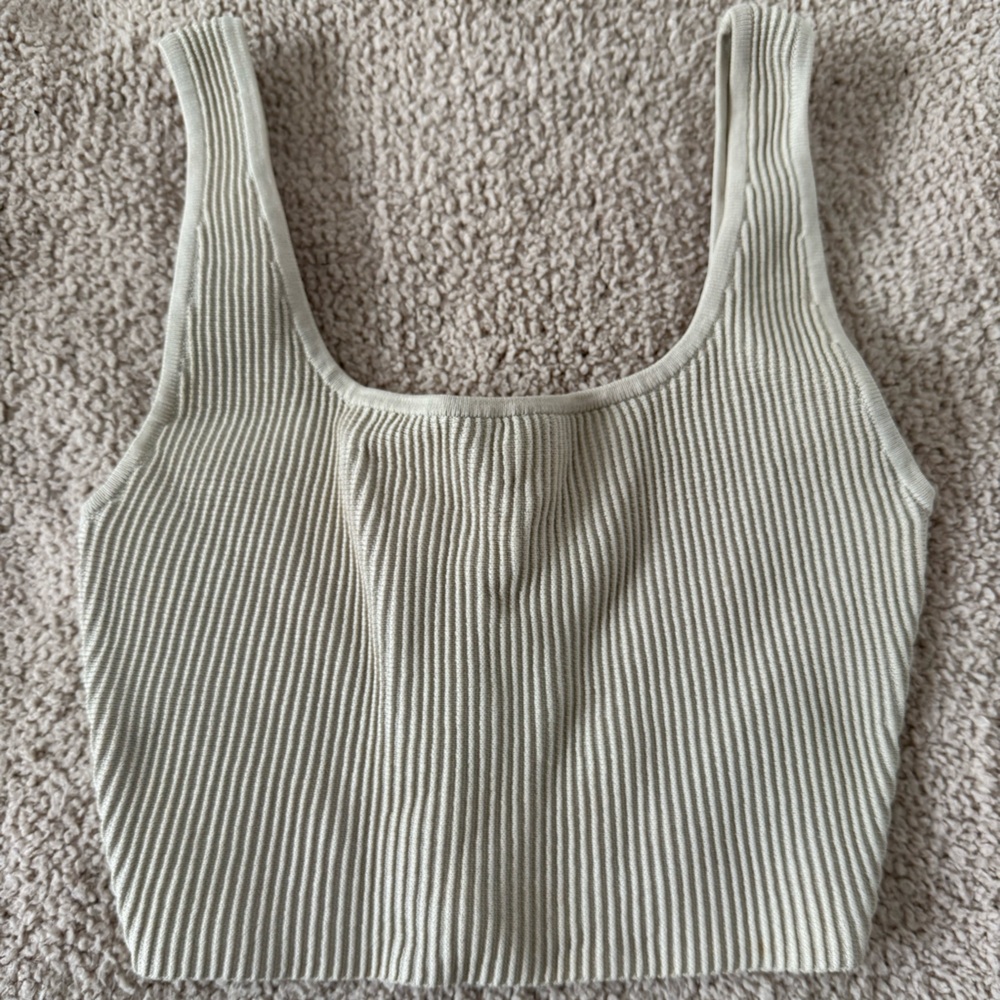 Aritzia Ribbed Cream Tank Top